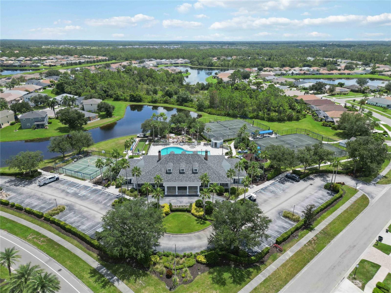 Image 45 of 49 For 1914 Scarlett Avenue