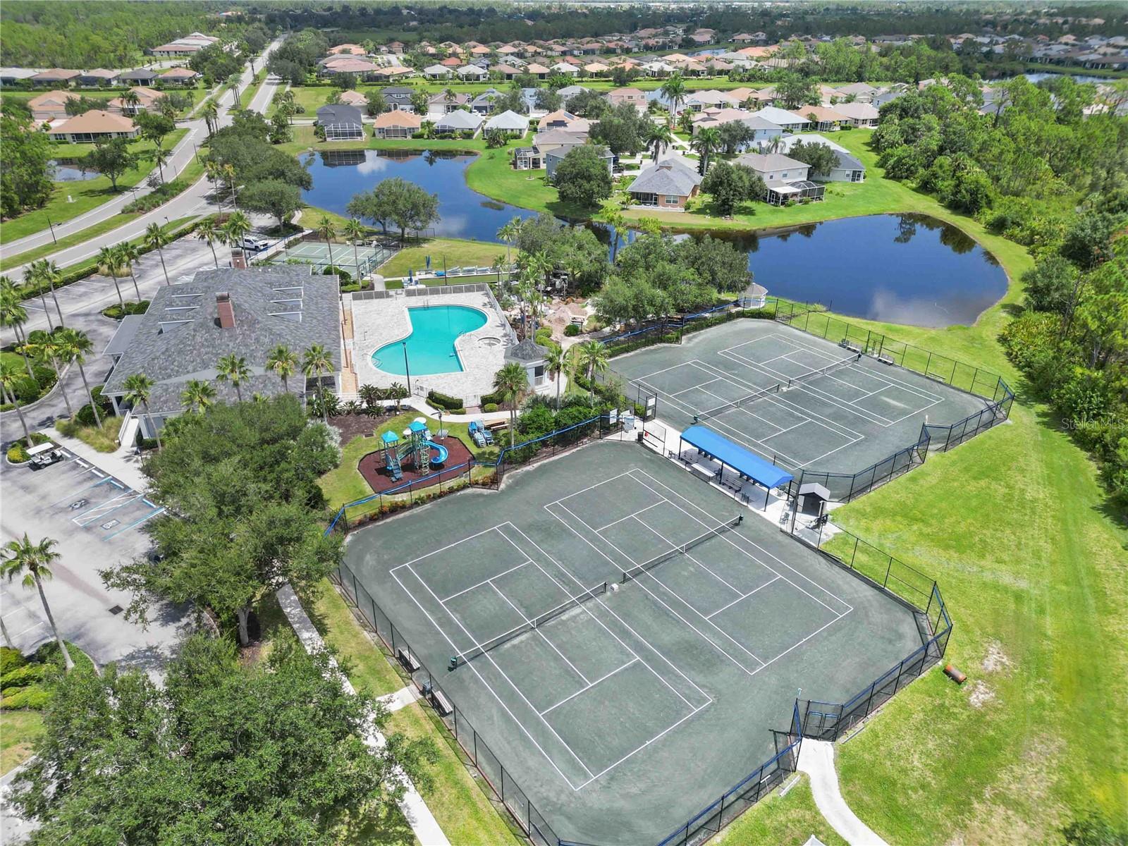 Image 47 of 49 For 1914 Scarlett Avenue