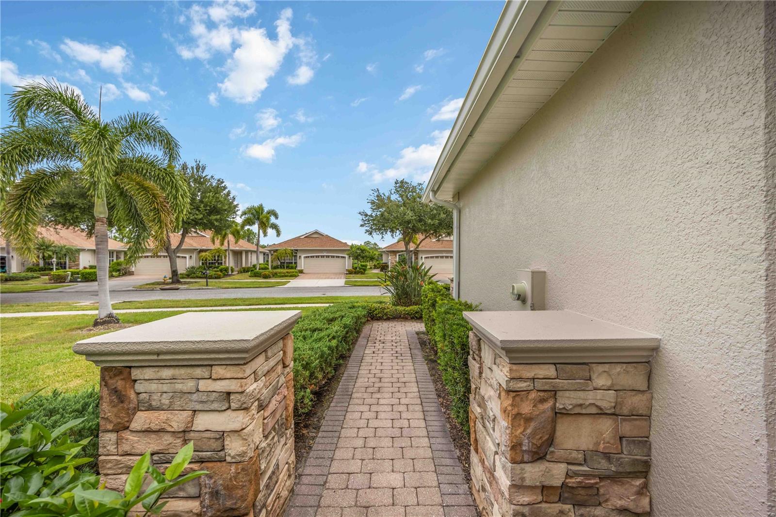 Image 5 of 49 For 1914 Scarlett Avenue