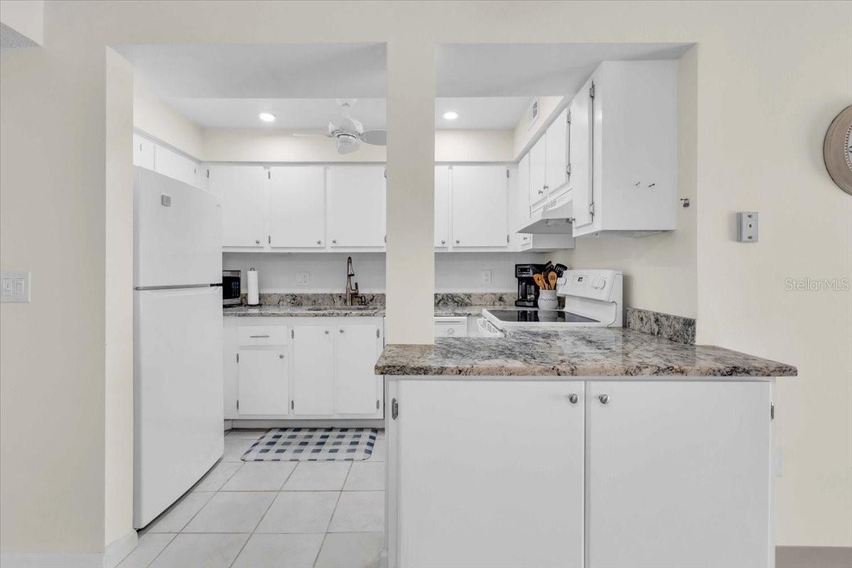 Image 8 of 29 For 519 Albee Farm Road 308