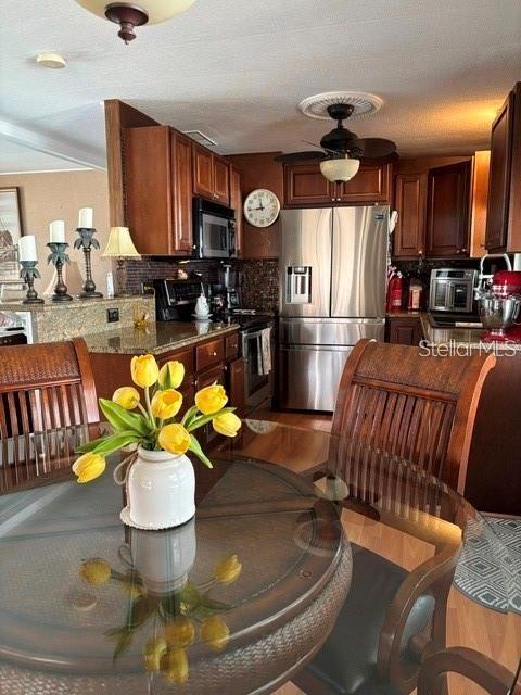 Image 13 of 30 For 603 Leisure  