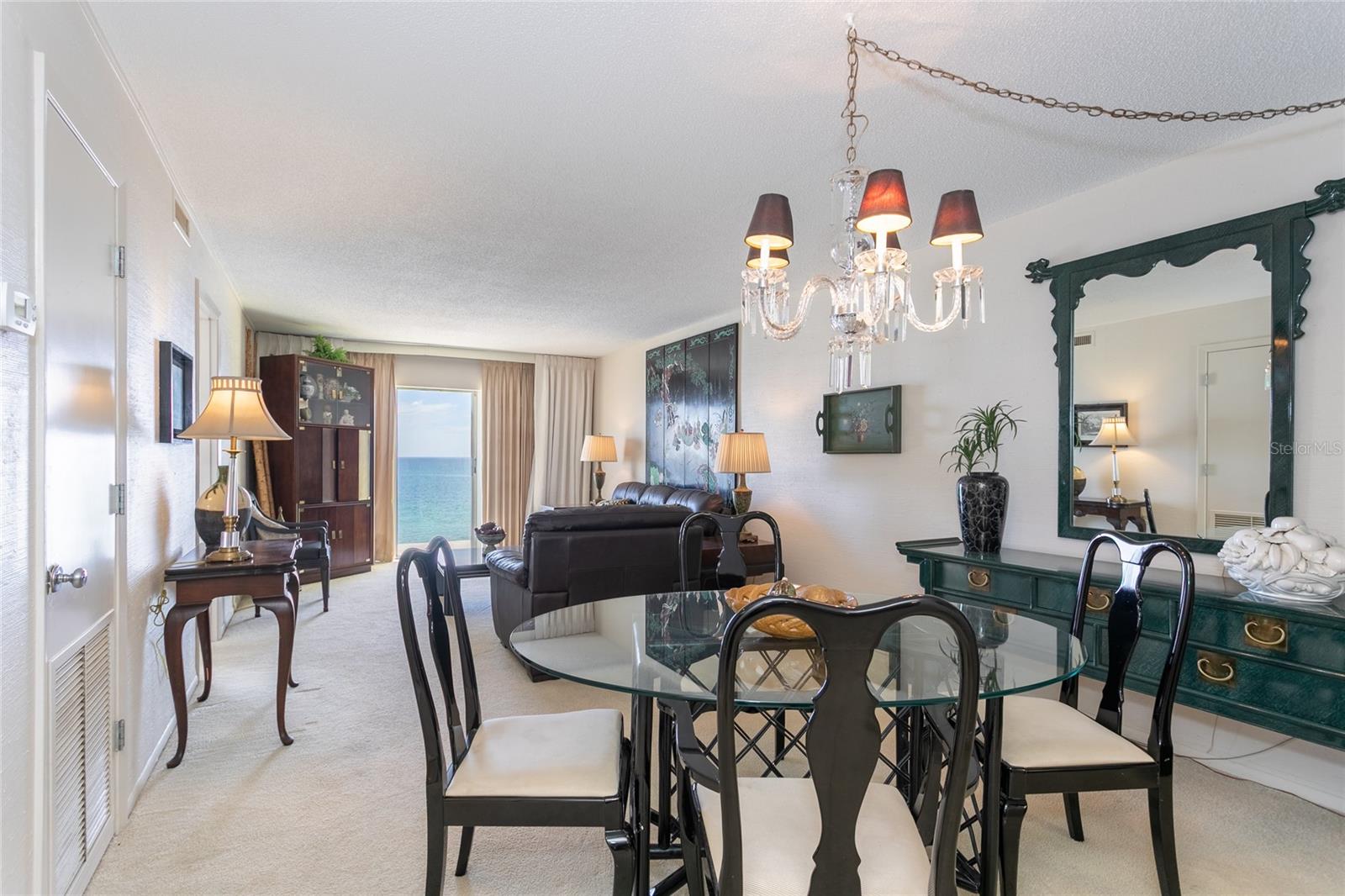 Image 16 of 39 For 633 Alhambra Road 605