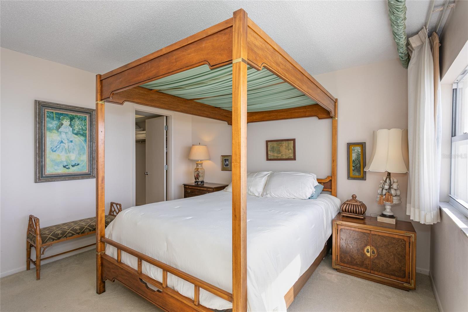 Image 32 of 39 For 633 Alhambra Road 605