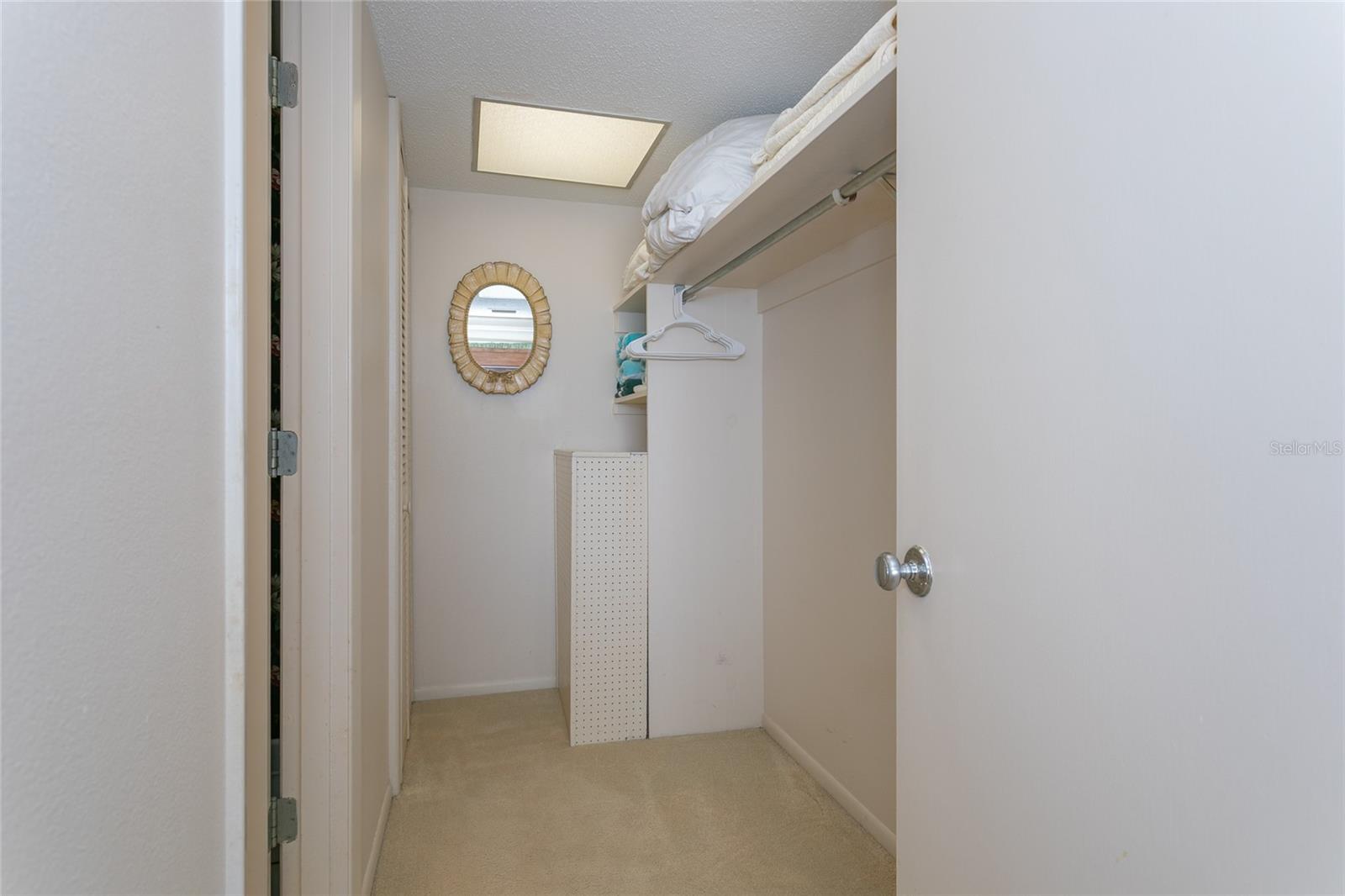 Image 34 of 39 For 633 Alhambra Road 605