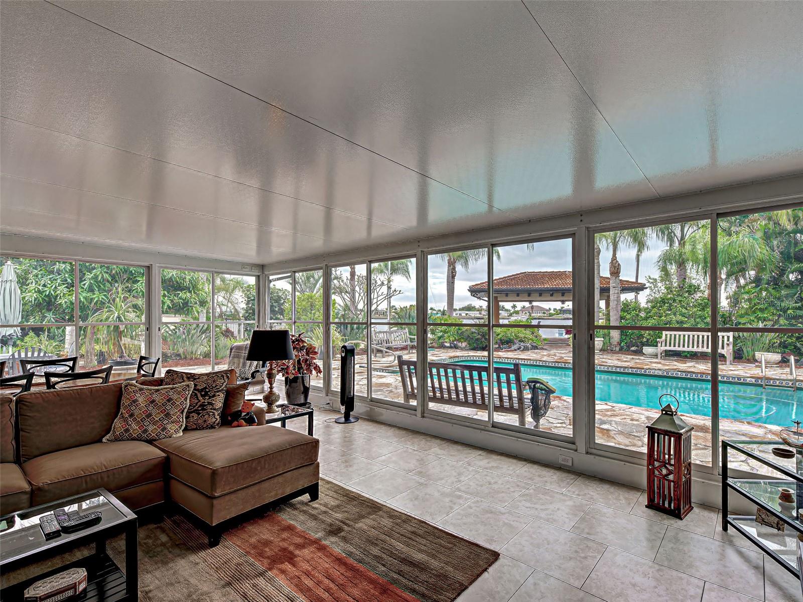 Image 19 of 91 For 107 Free Court Se