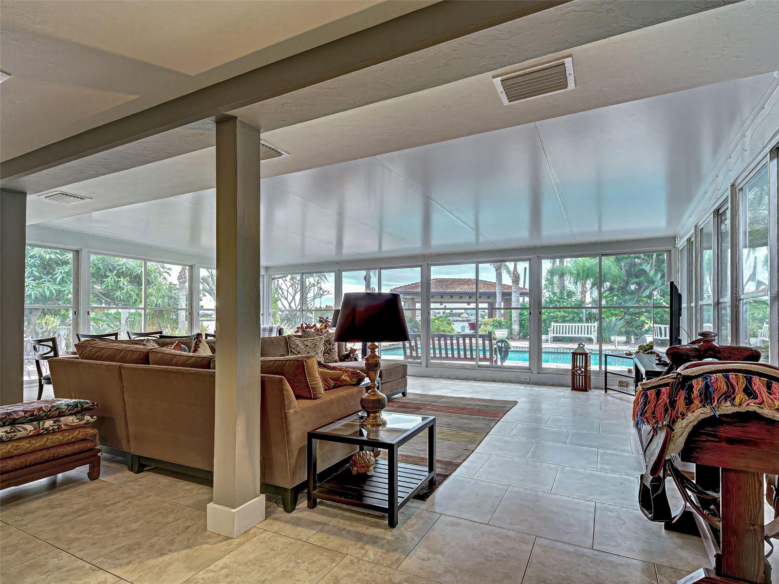 Image 20 of 91 For 107 Free Court Se