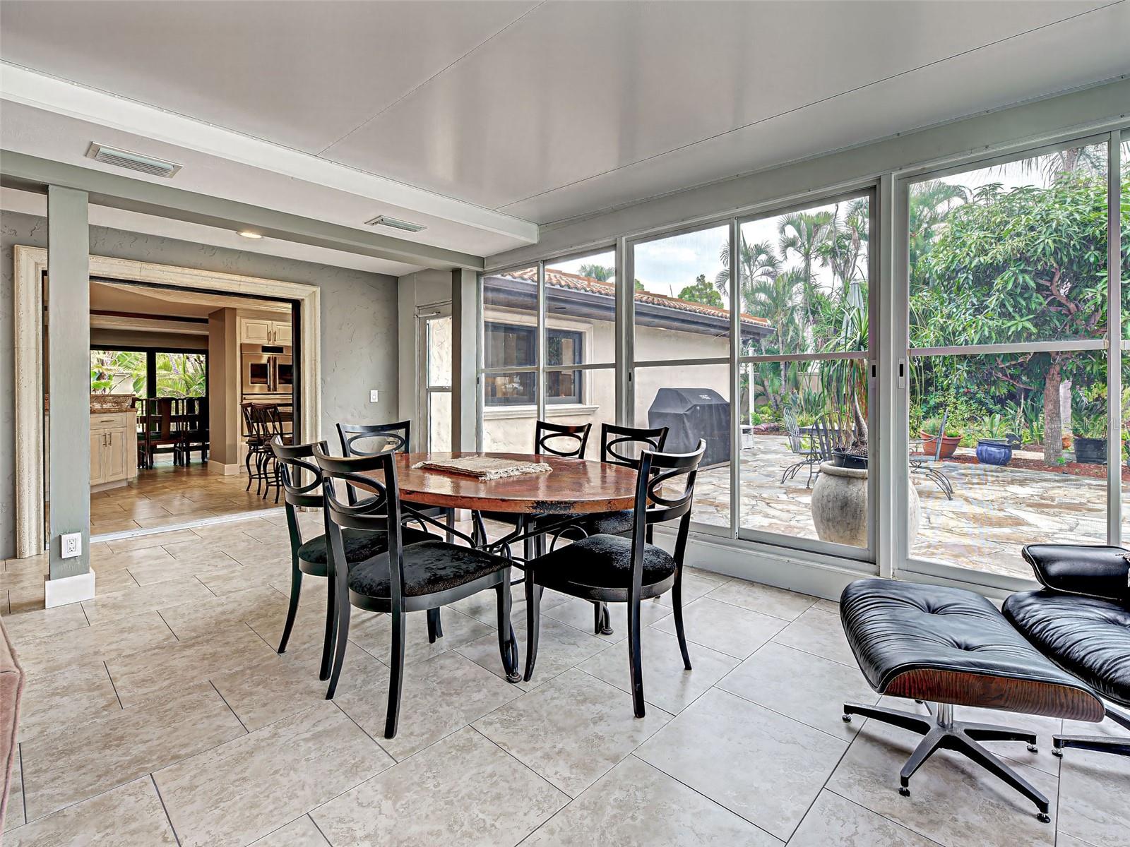 Image 21 of 91 For 107 Free Court Se