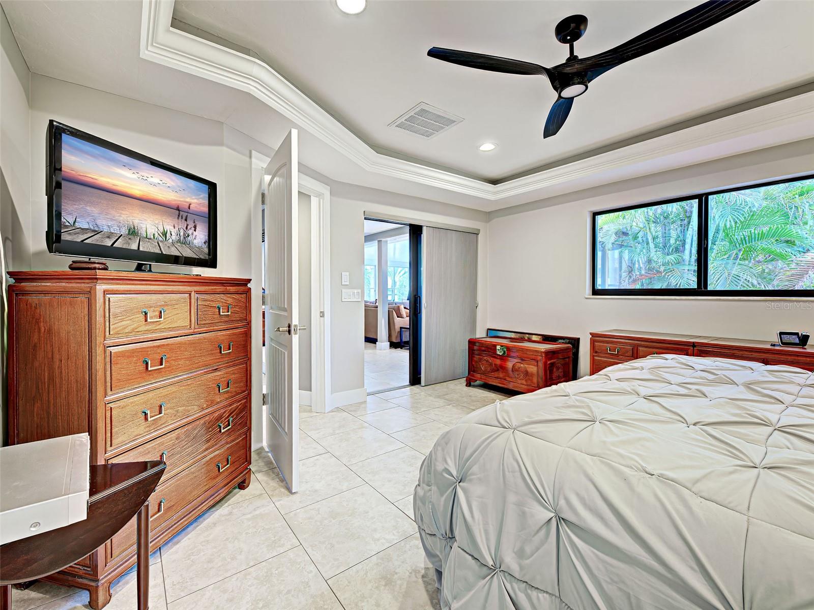 Image 26 of 91 For 107 Free Court Se