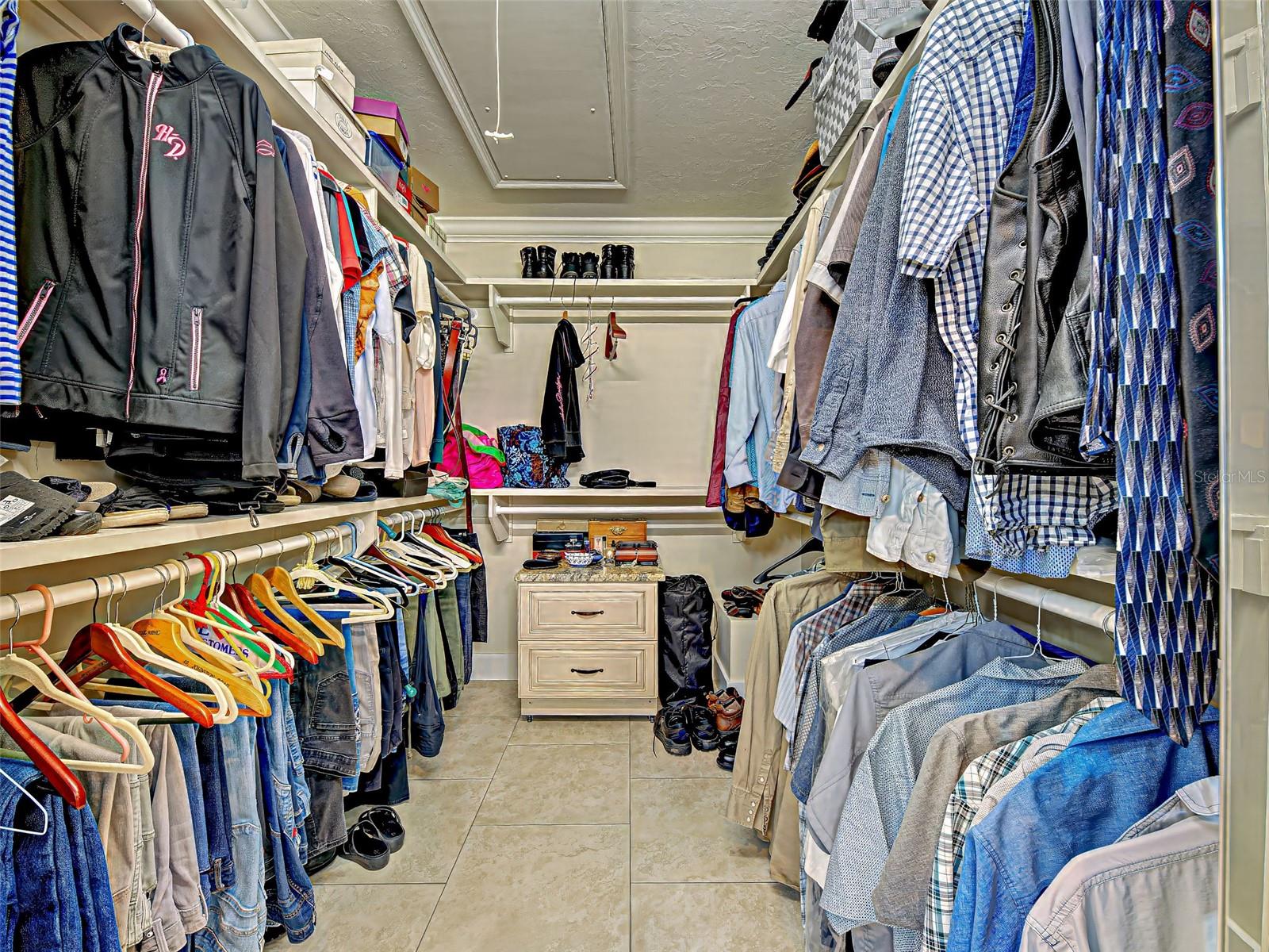 Image 31 of 91 For 107 Free Court Se