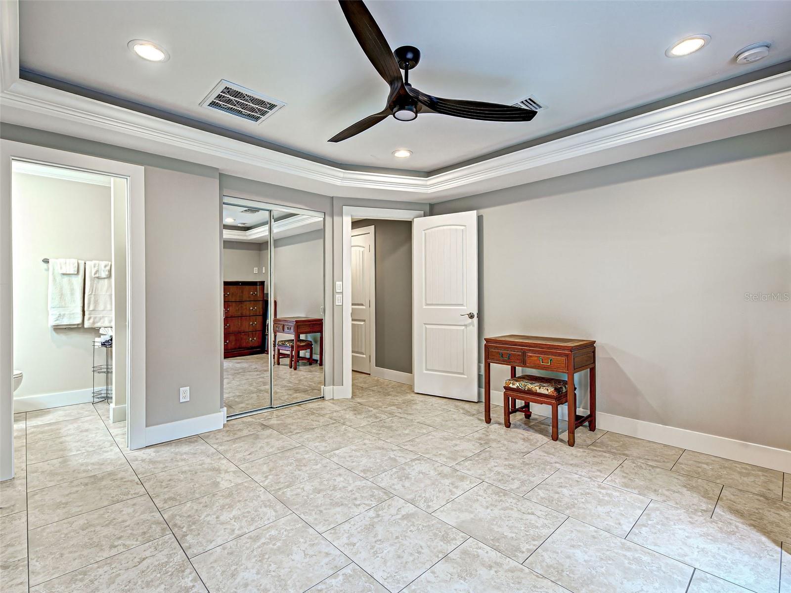 Image 34 of 91 For 107 Free Court Se