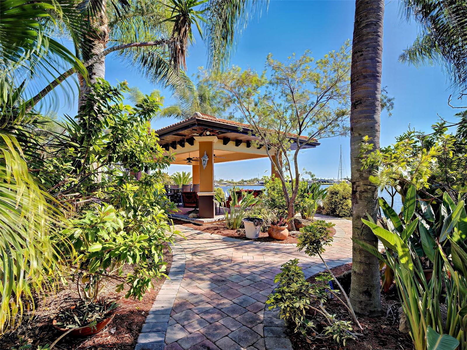 Image 54 of 91 For 107 Free Court Se