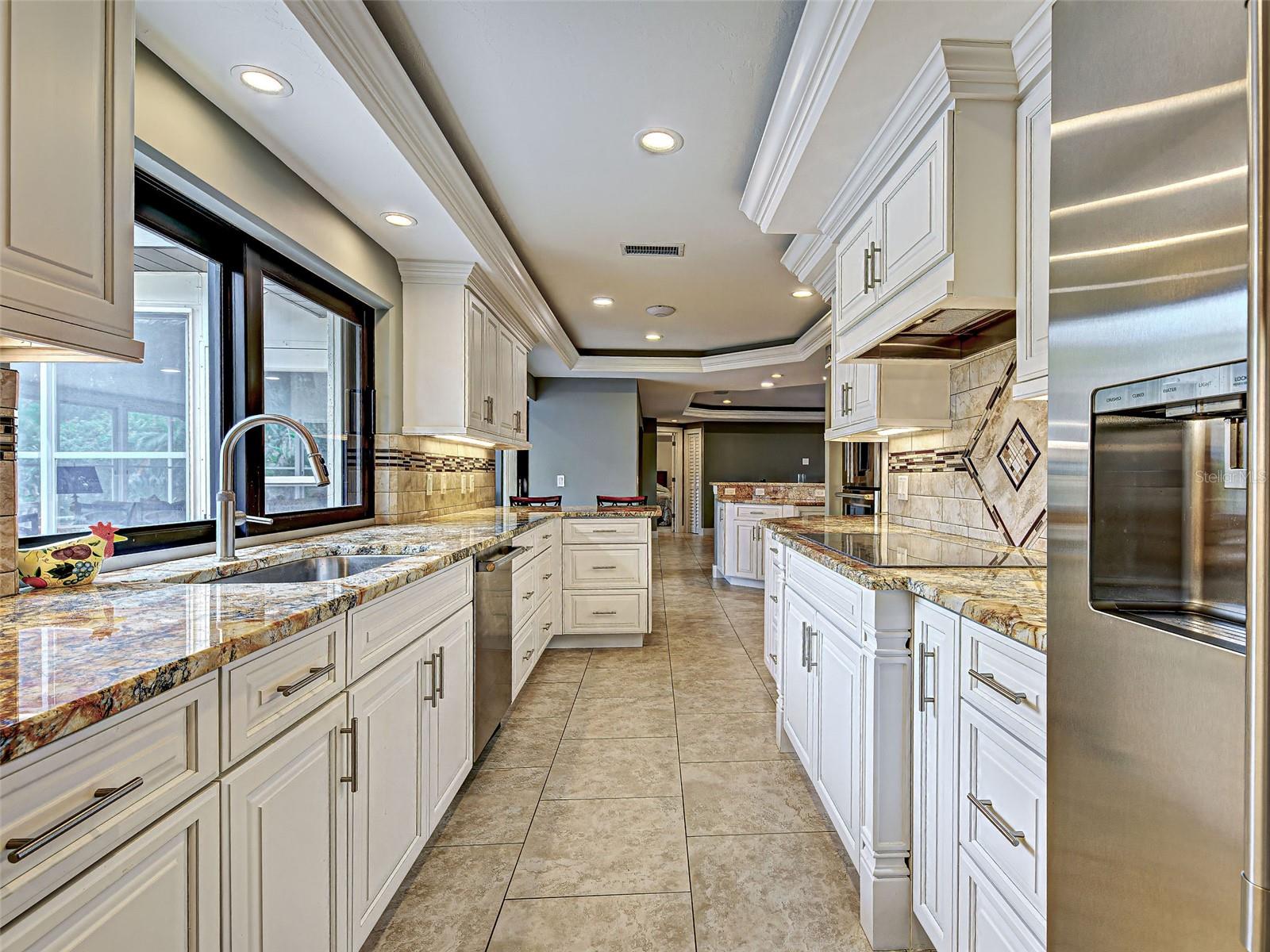 Image 7 of 91 For 107 Free Court Se