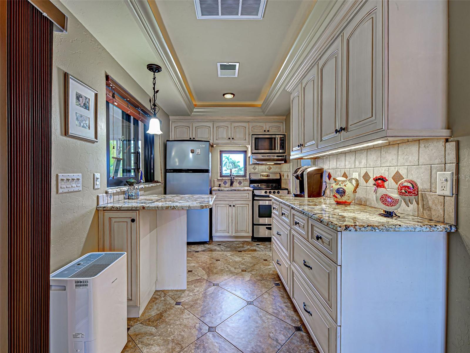 Image 81 of 91 For 107 Free Court Se