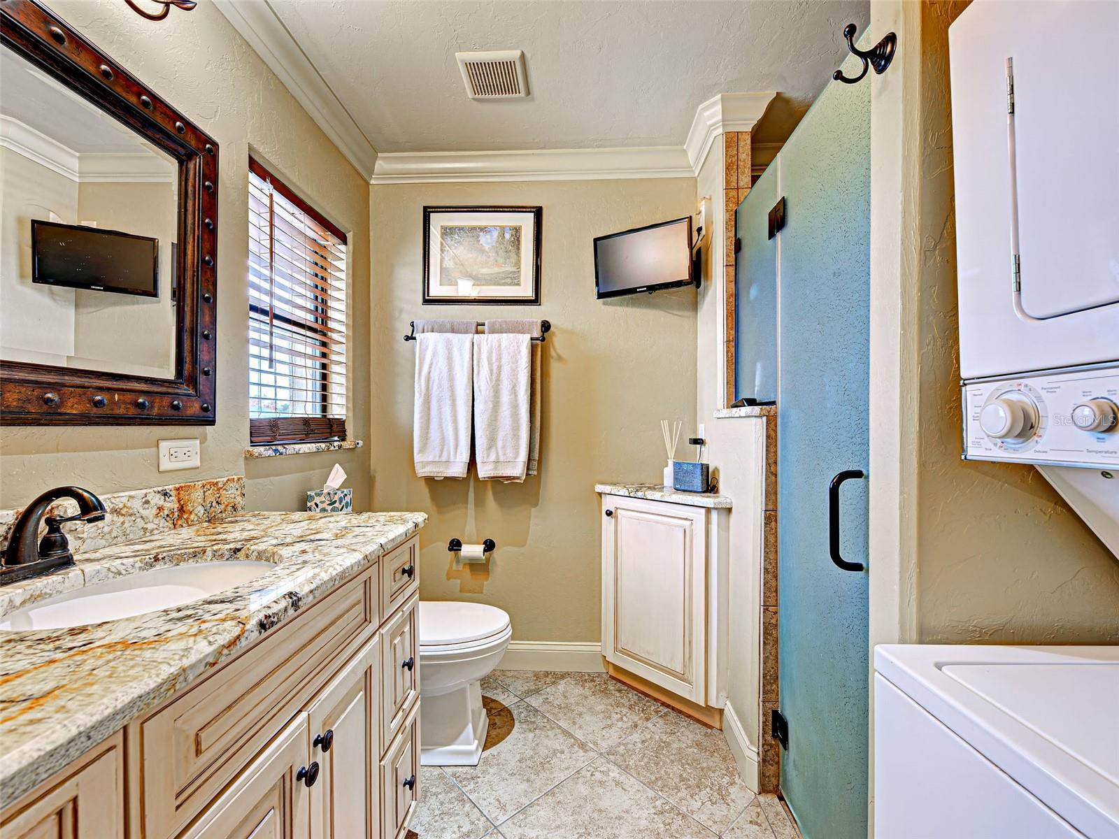 Image 84 of 91 For 107 Free Court Se