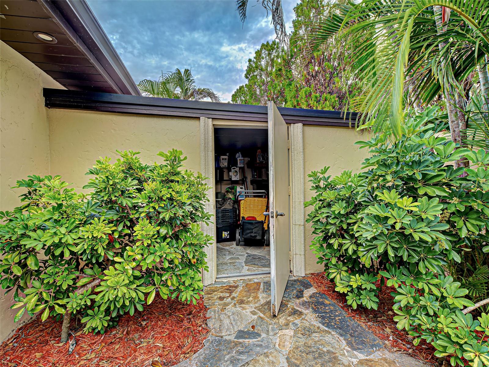 Image 91 of 91 For 107 Free Court Se