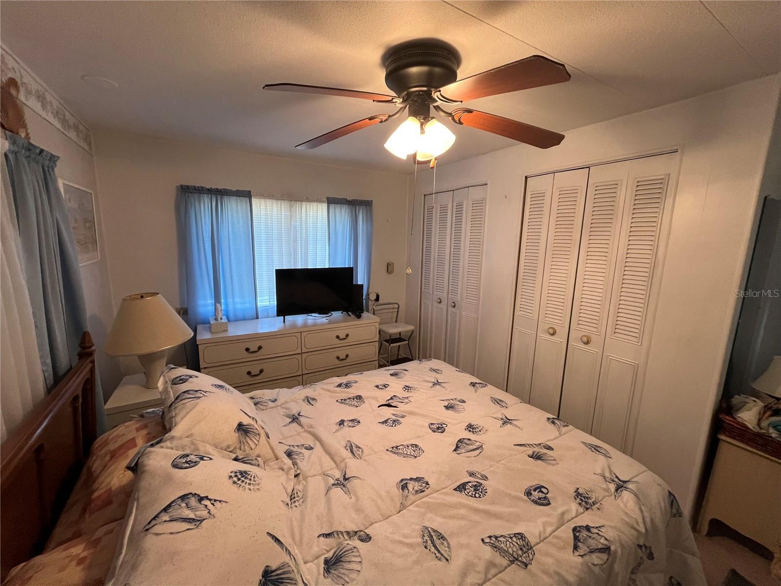 Image 18 of 27 For 219 Como Drive