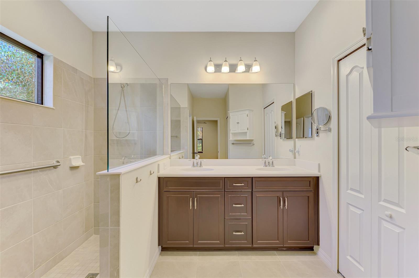 Image 35 of 75 For 216 Marcheno Way