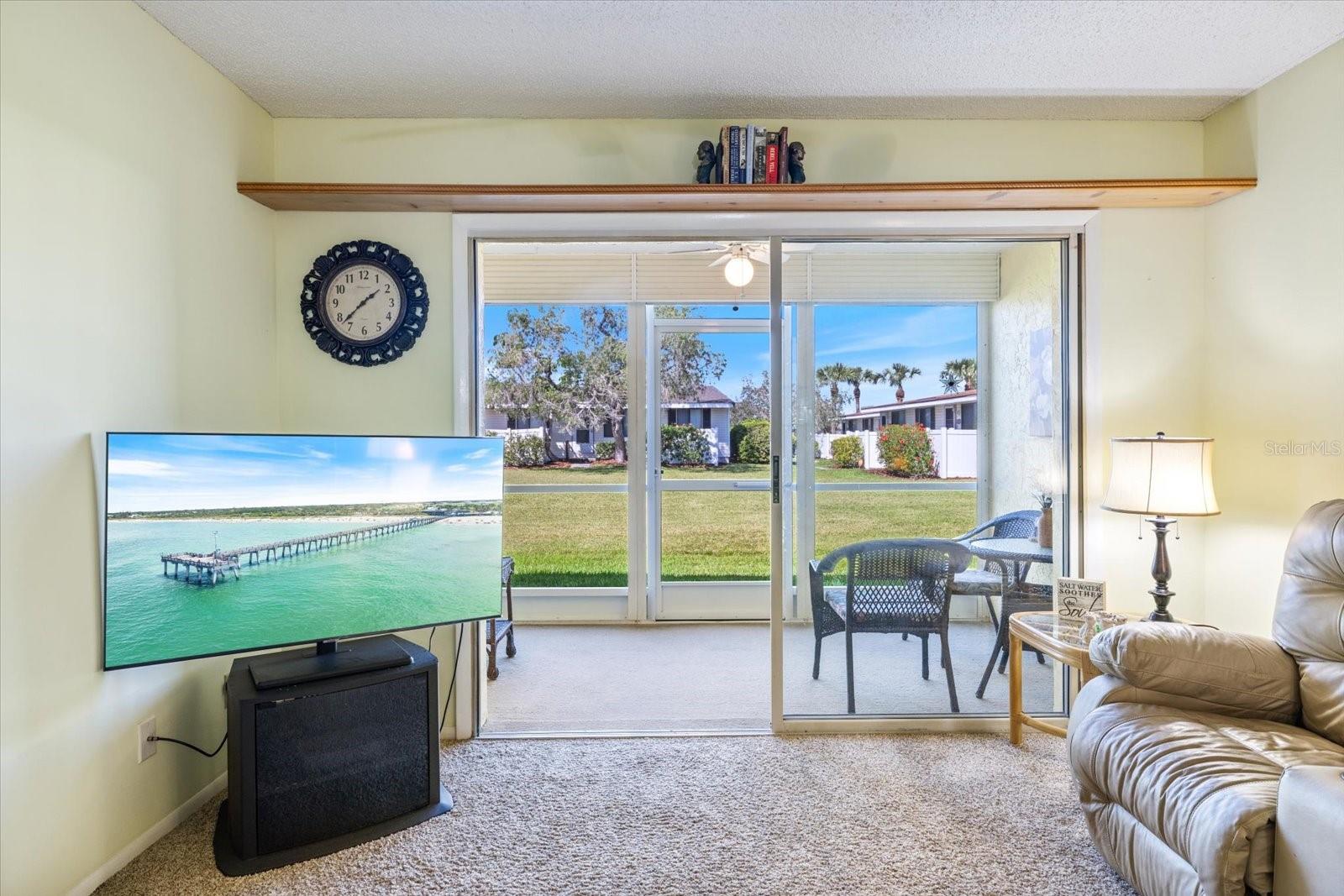 Image 18 of 48 For 944 Capri Isles Boulevard 103