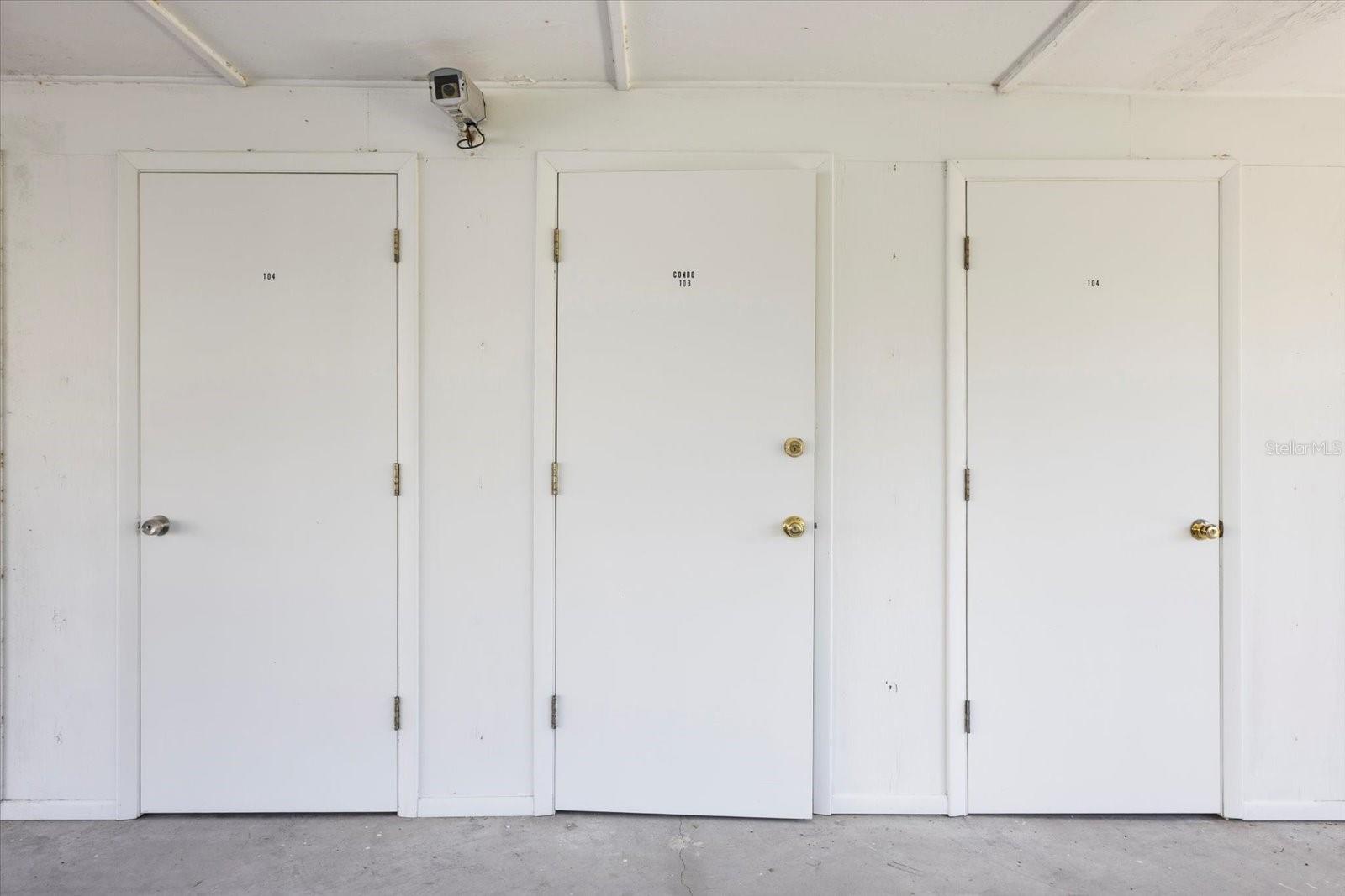 Image 35 of 48 For 944 Capri Isles Boulevard 103