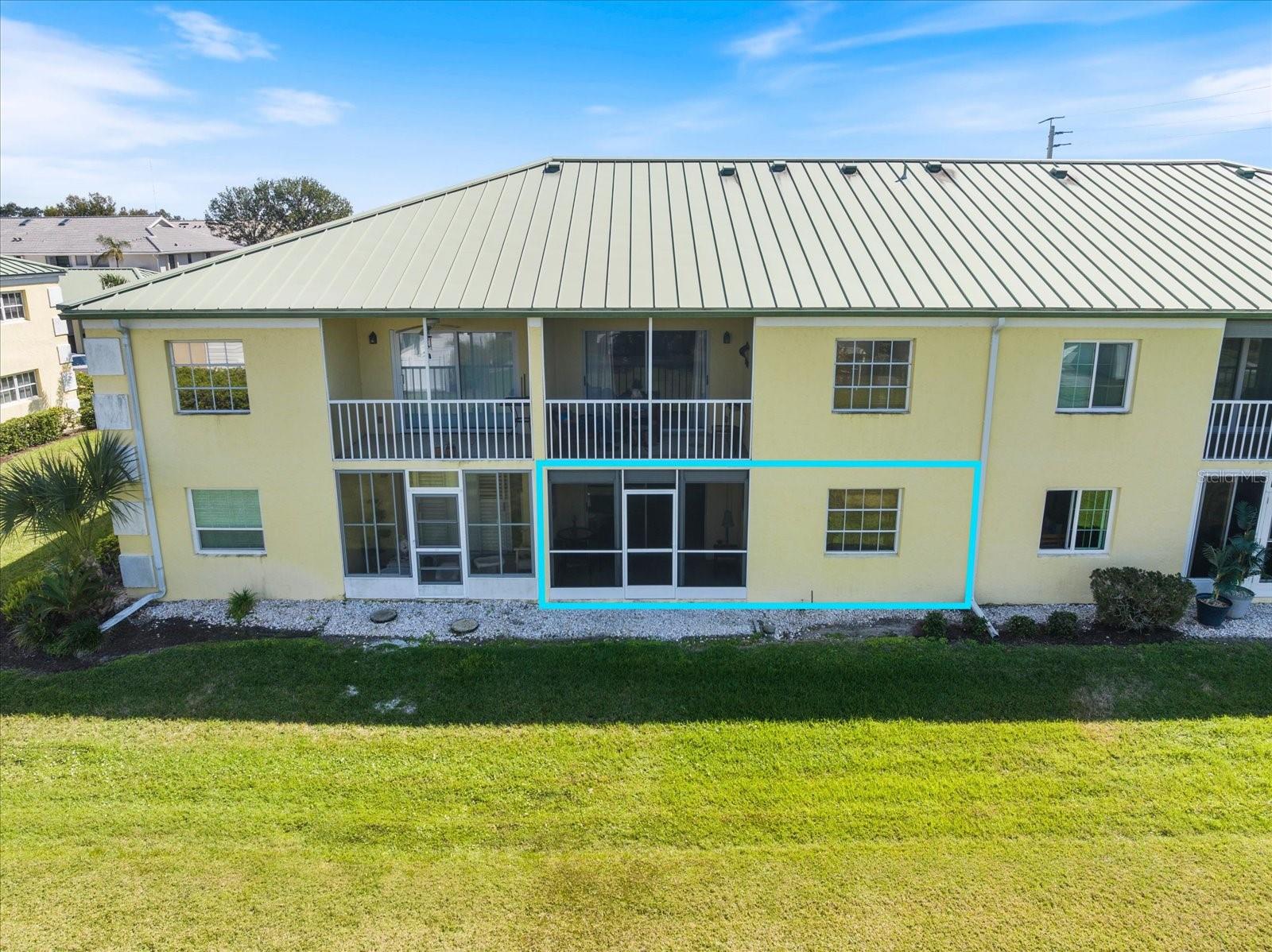 Image 36 of 48 For 944 Capri Isles Boulevard 103