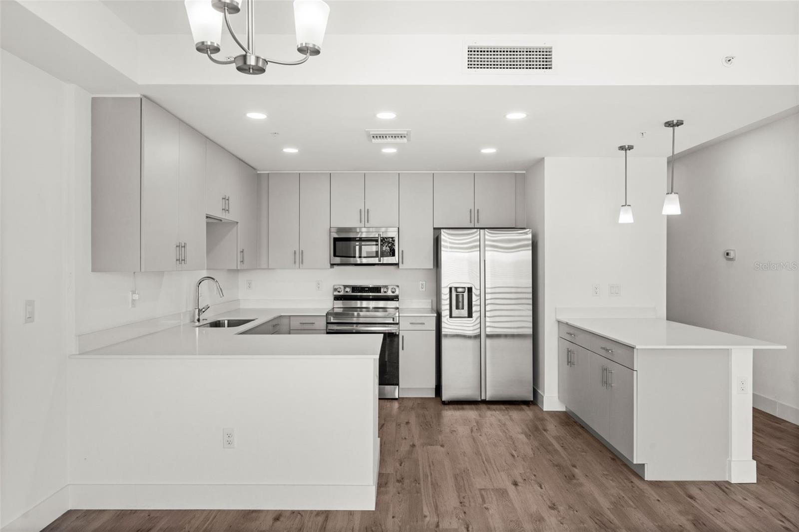 Image 14 of 43 For 1703 Tamiami Trail 303