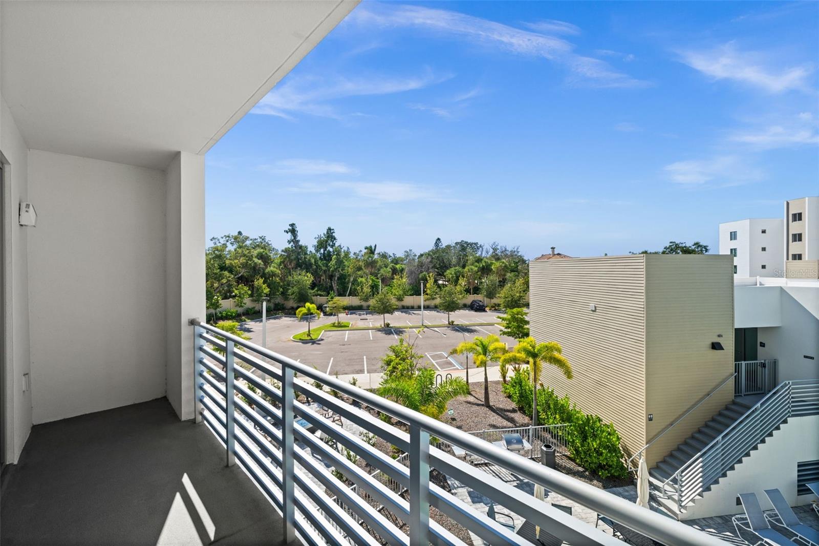 Image 26 of 43 For 1703 Tamiami Trail 303