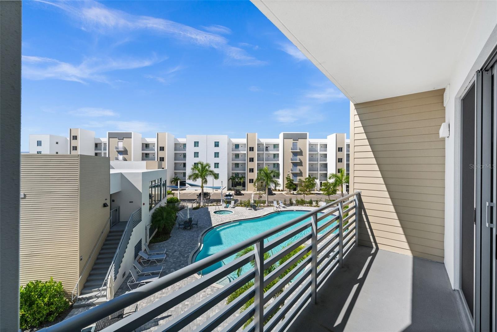 Image 5 of 43 For 1703 Tamiami Trail 303