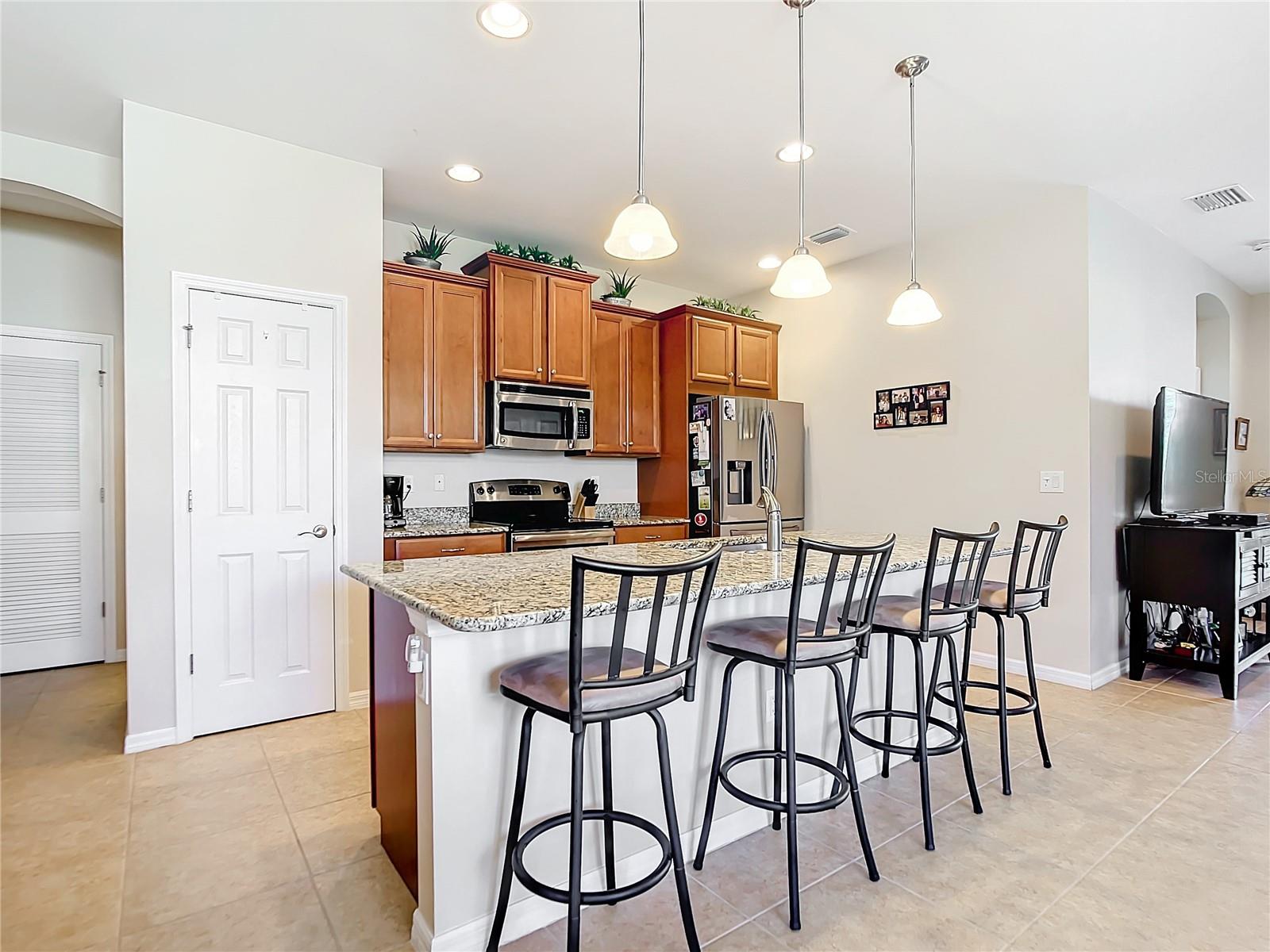 Image 11 of 49 For 4334 Lenox Boulevard