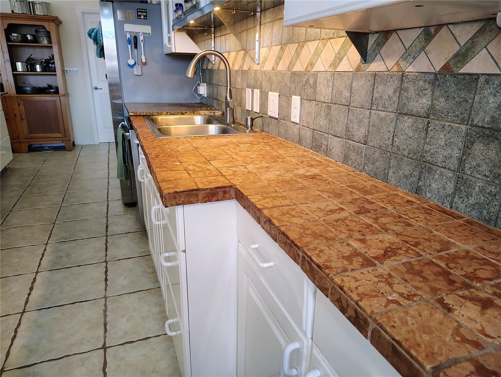 Image 12 of 26 For 23495 Altman Avenue