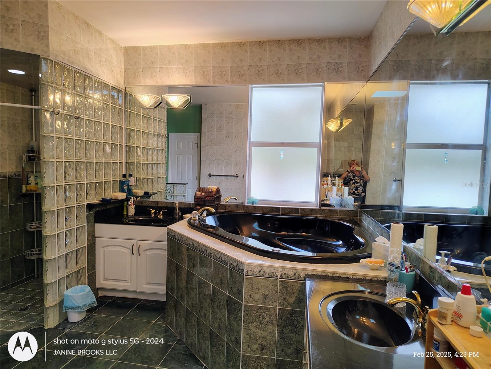 Image 21 of 26 For 23495 Altman Avenue