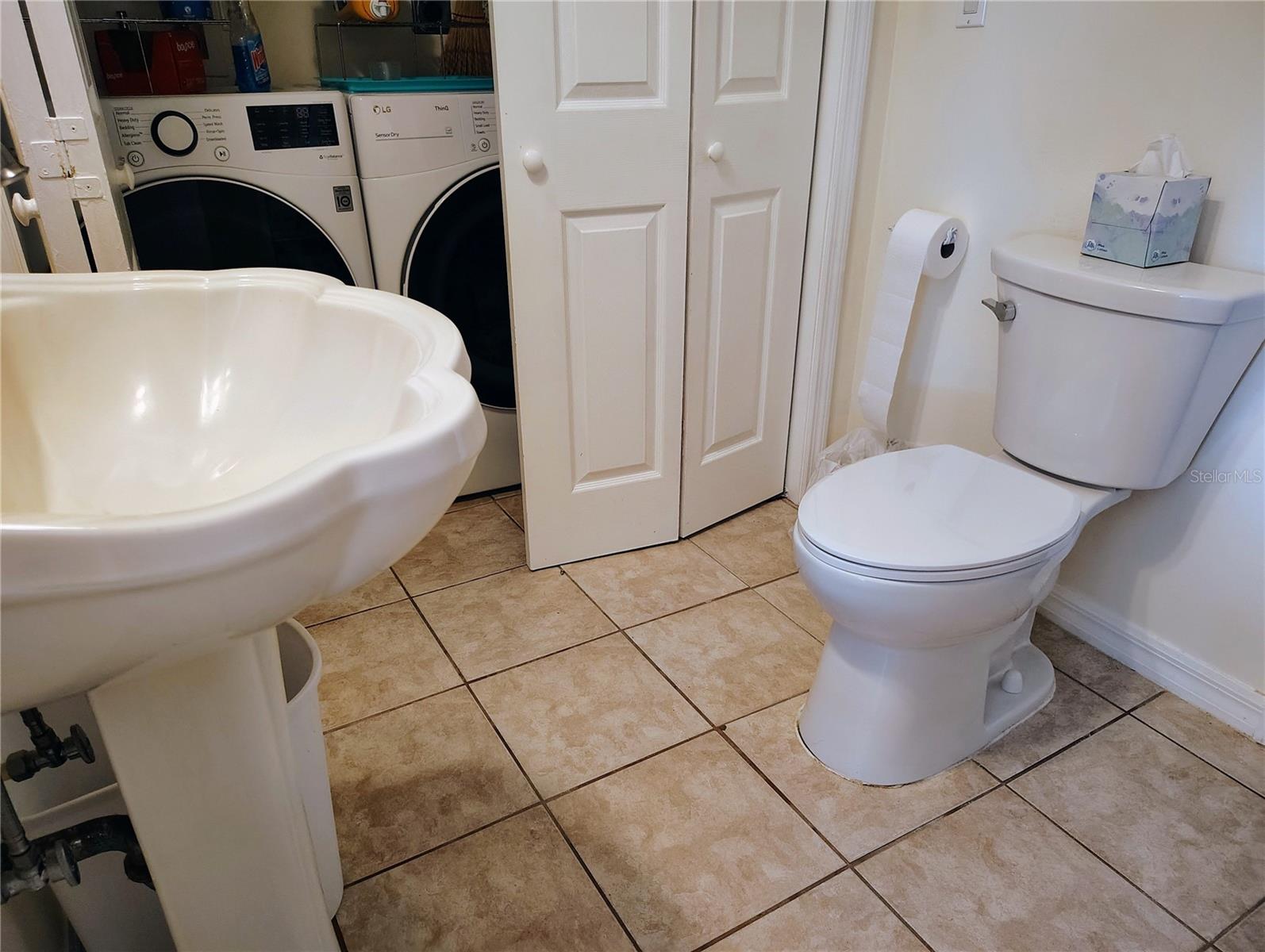 Image 48 of 80 For 23495 Altman Avenue