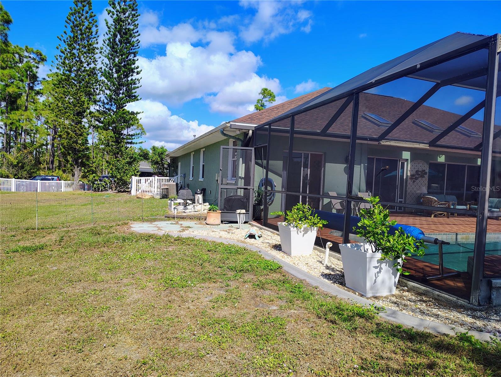 Image 72 of 80 For 23495 Altman Avenue