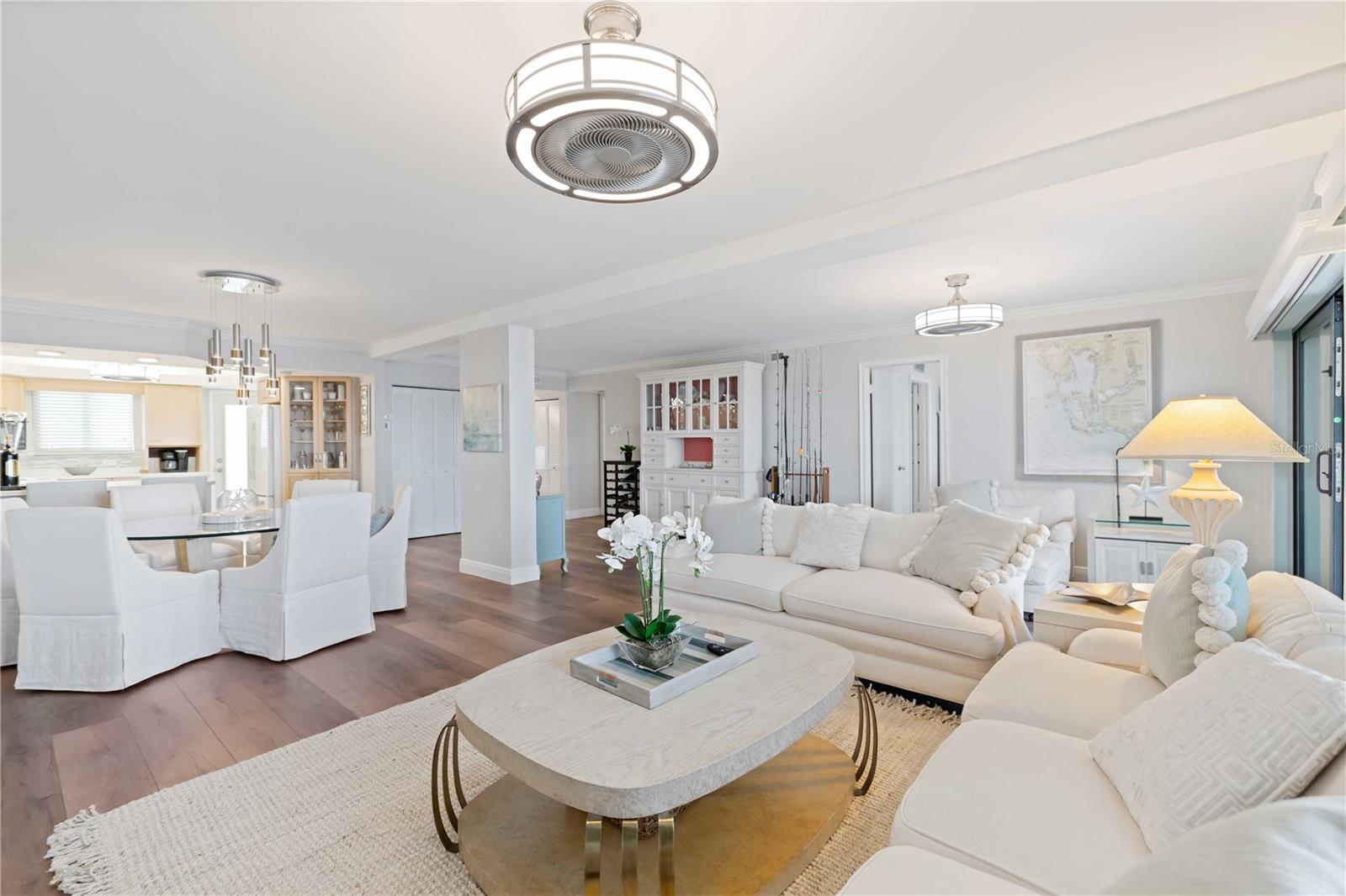 Image 15 of 55 For 1500 Park Beach Circle 6c