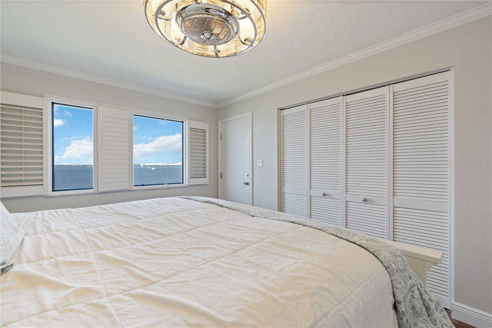 Image 24 of 55 For 1500 Park Beach Circle 6c