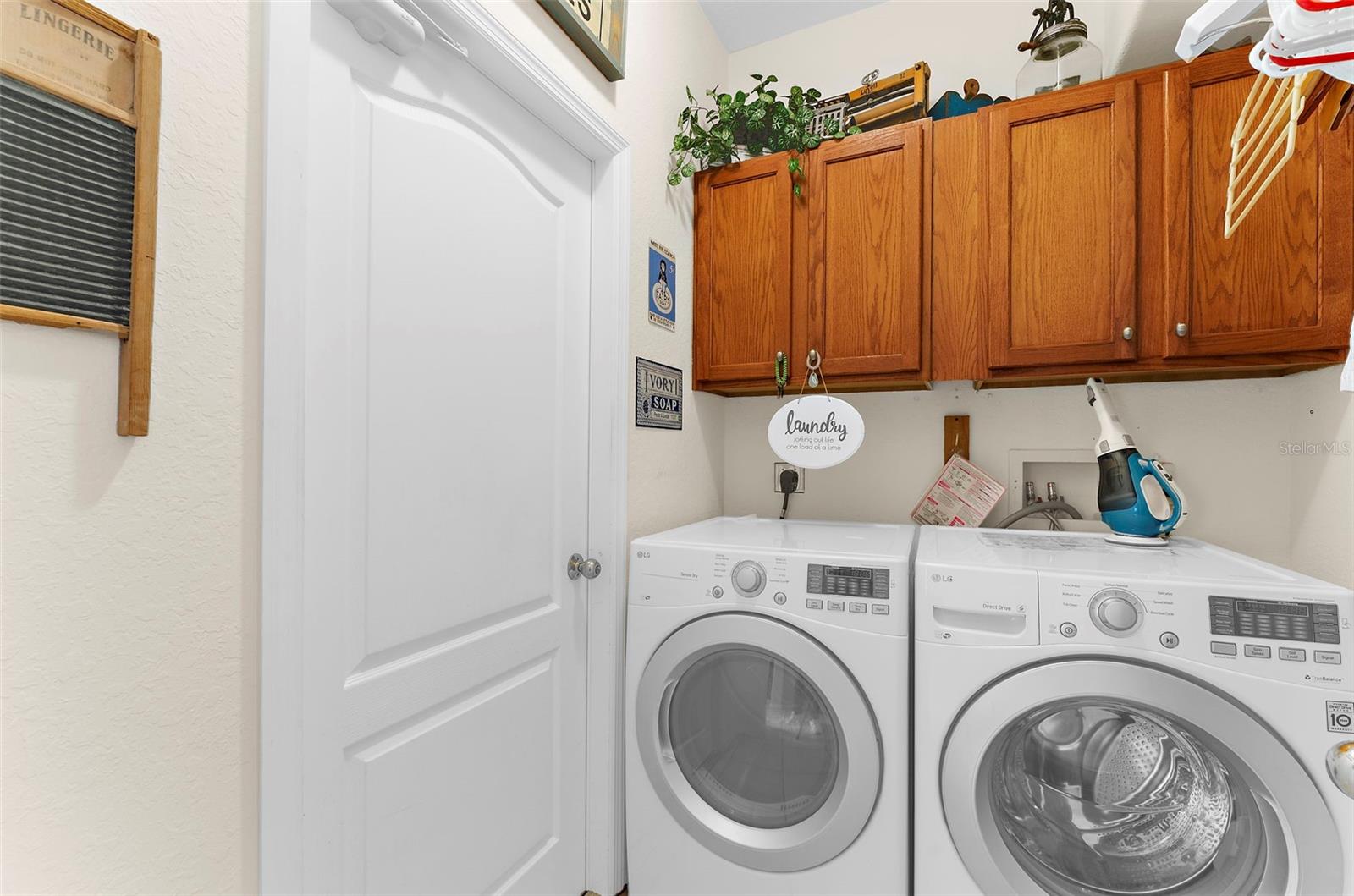 Image 26 of 48 For 1719 Scarlett Avenue