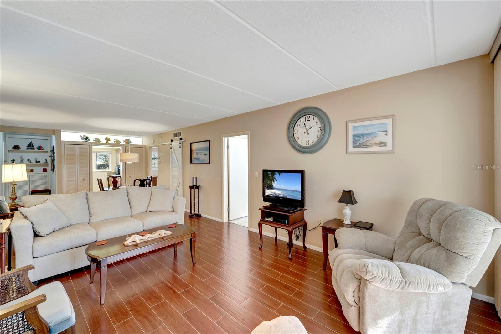 Image 12 of 30 For 649 Tamiami Trail S 107