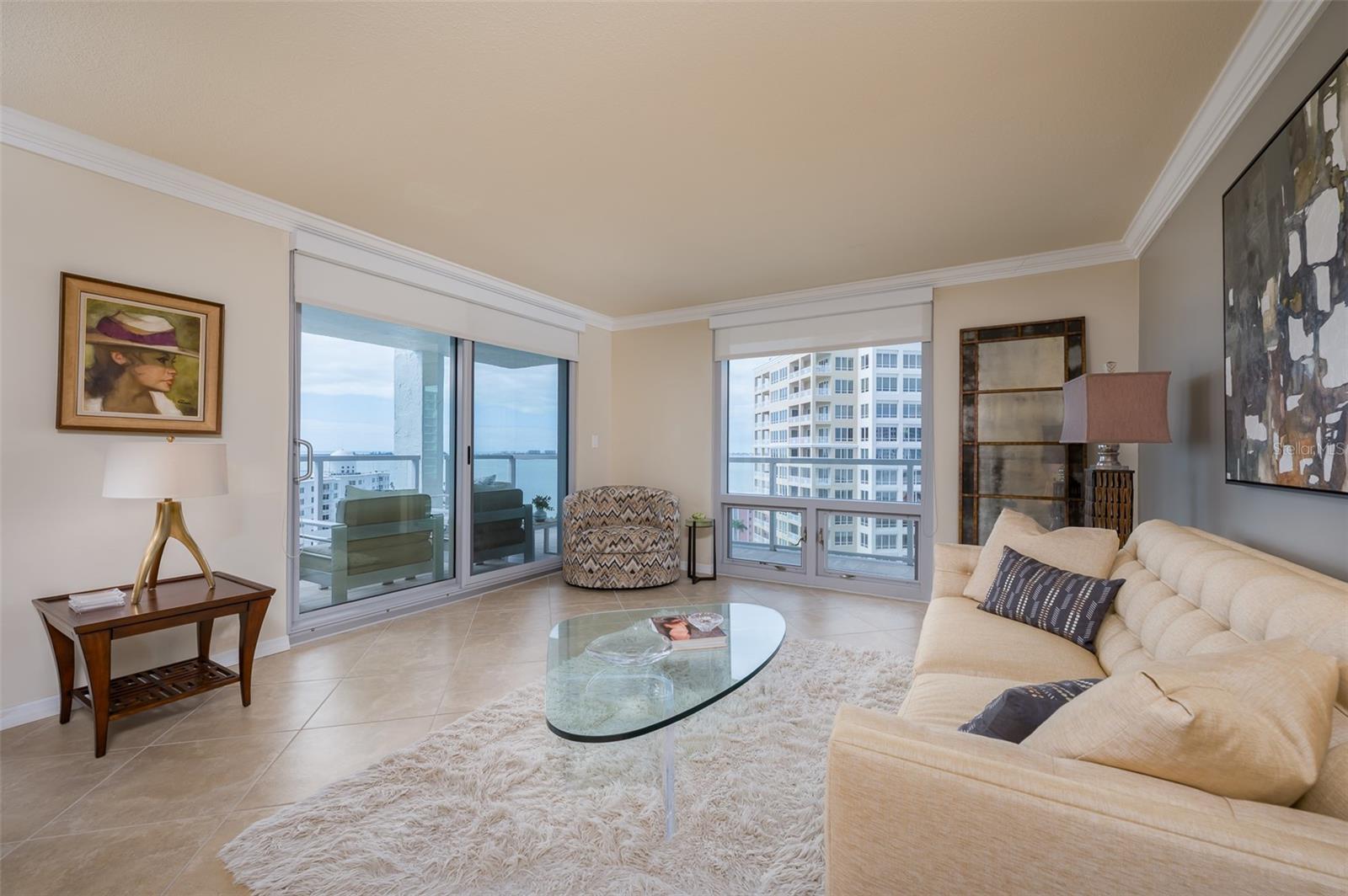 Image 11 of 34 For 1111 Gulfstream Avenue 16f