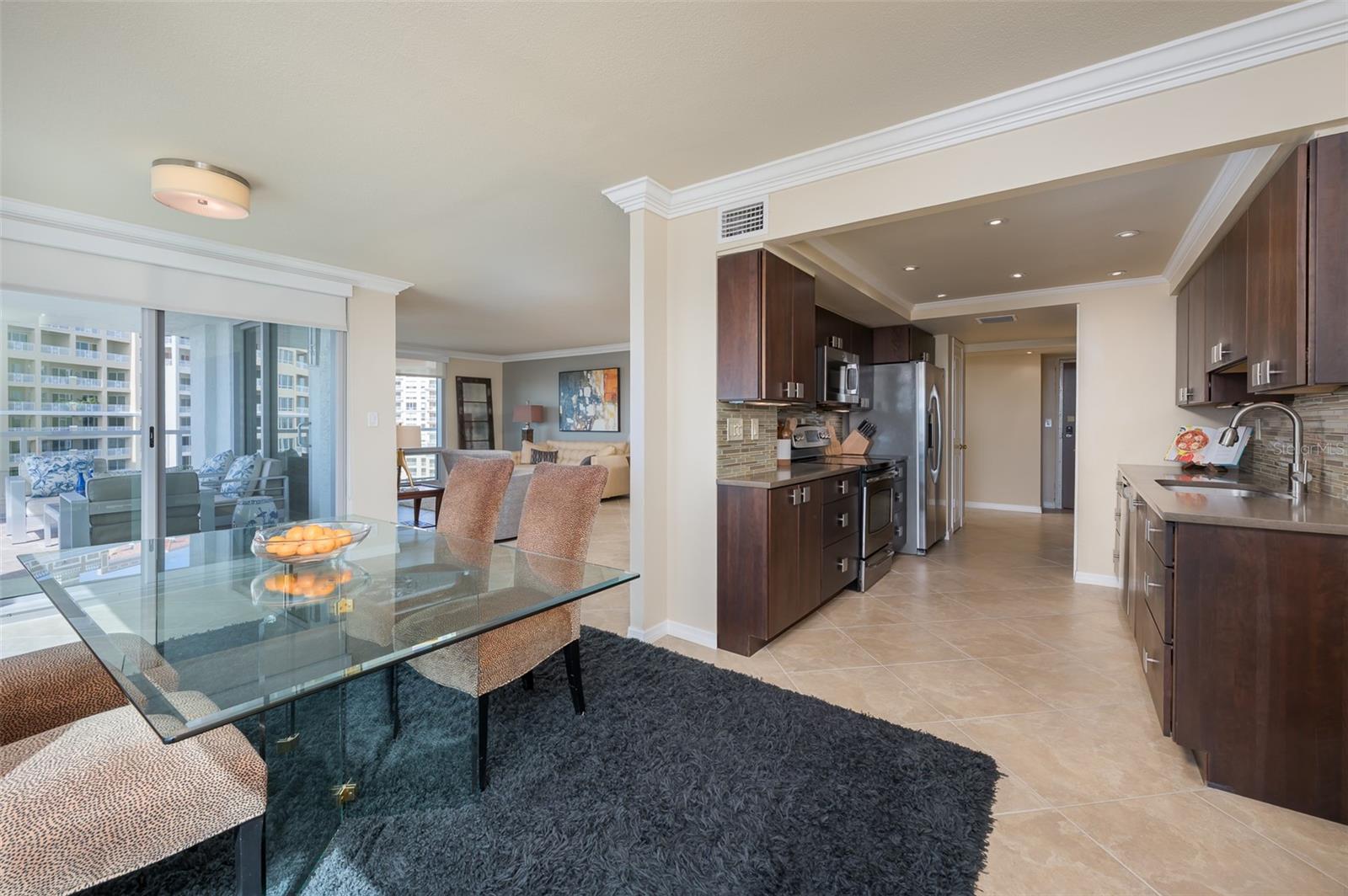 Image 18 of 34 For 1111 Gulfstream Avenue 16f