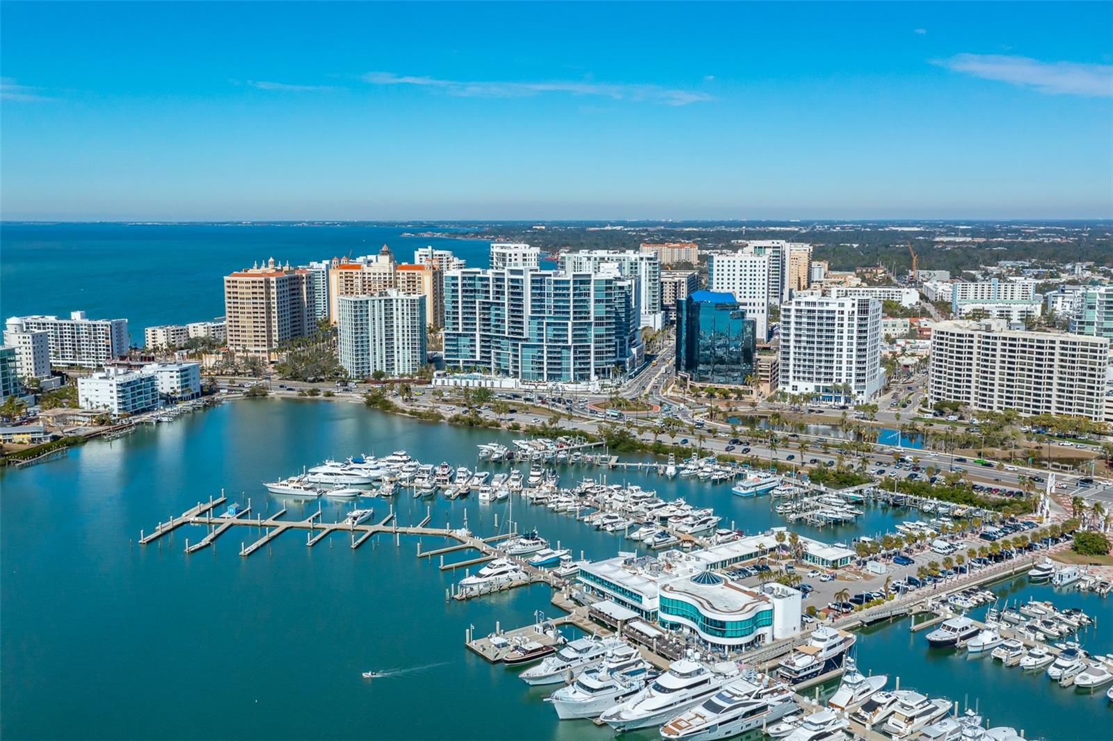 Image 32 of 34 For 1111 Gulfstream Avenue 16f