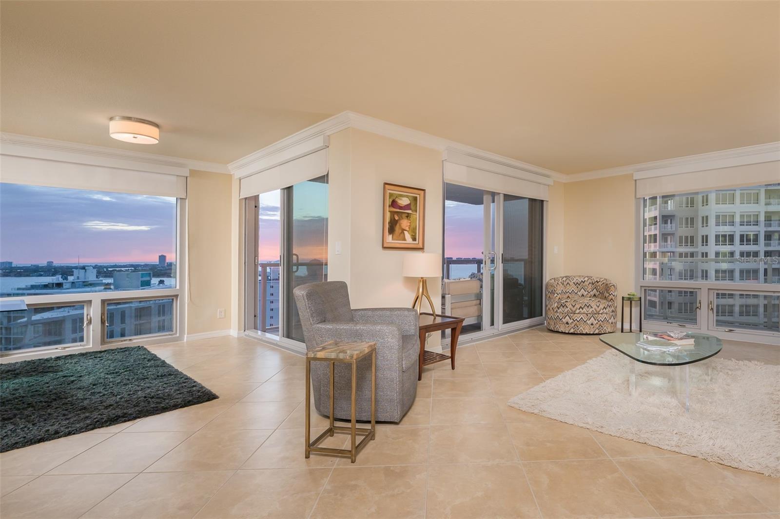 Image 8 of 34 For 1111 Gulfstream Avenue 16f