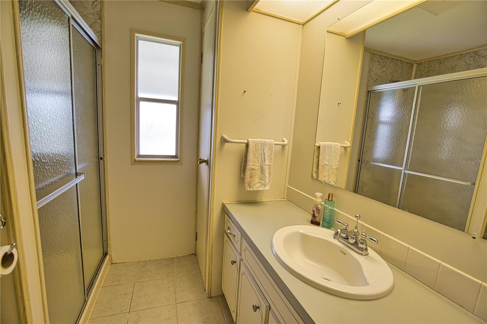 Image 33 of 35 For 236 Fiji Circle