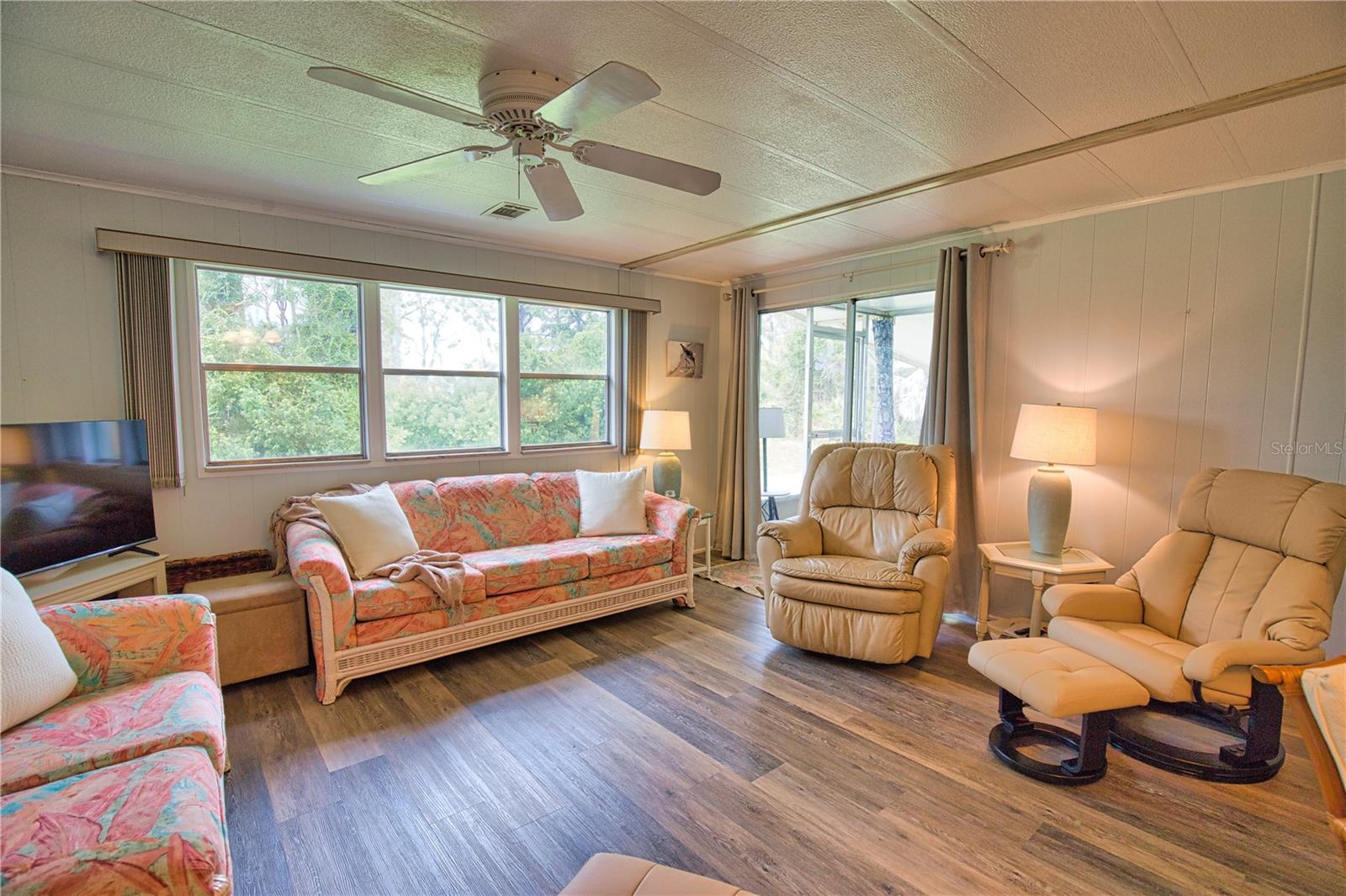 Image 6 of 35 For 236 Fiji Circle