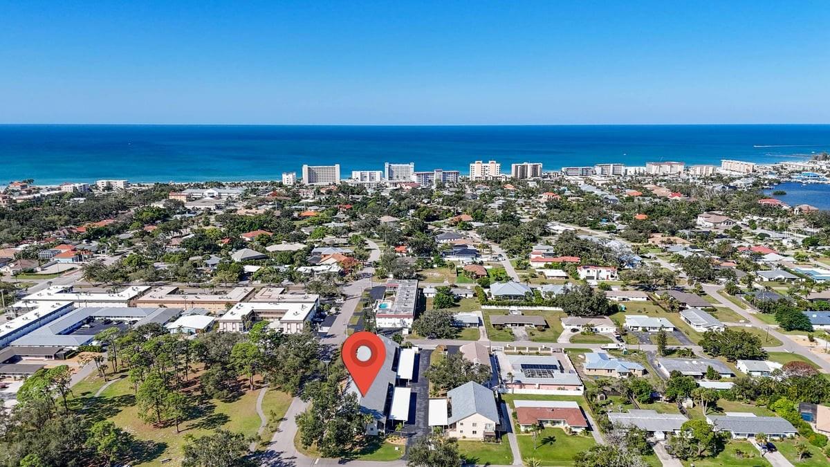 Image 22 of 26 For 501 Parkdale Mews 501