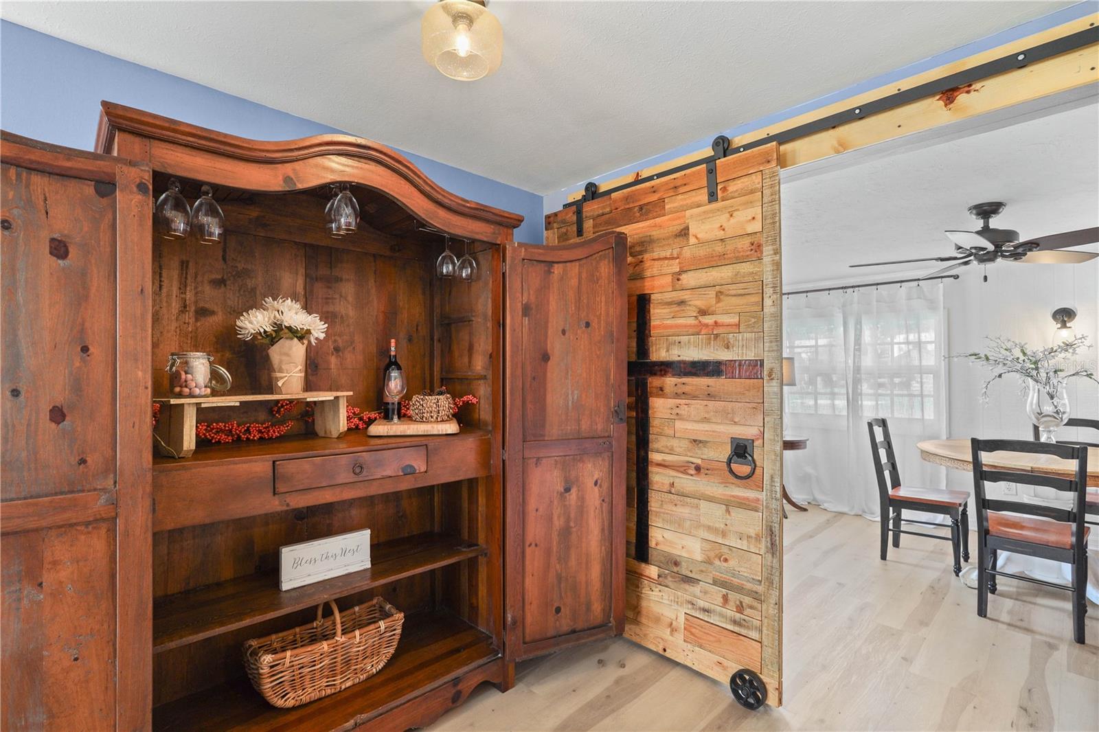 Image 10 of 30 For 180 Horton Avenue