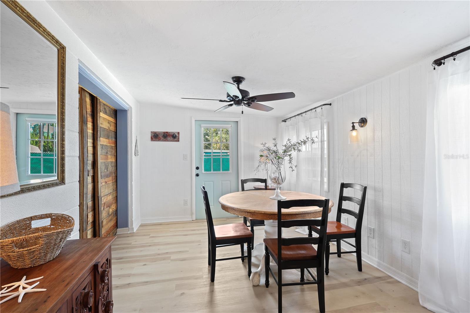 Image 12 of 30 For 180 Horton Avenue