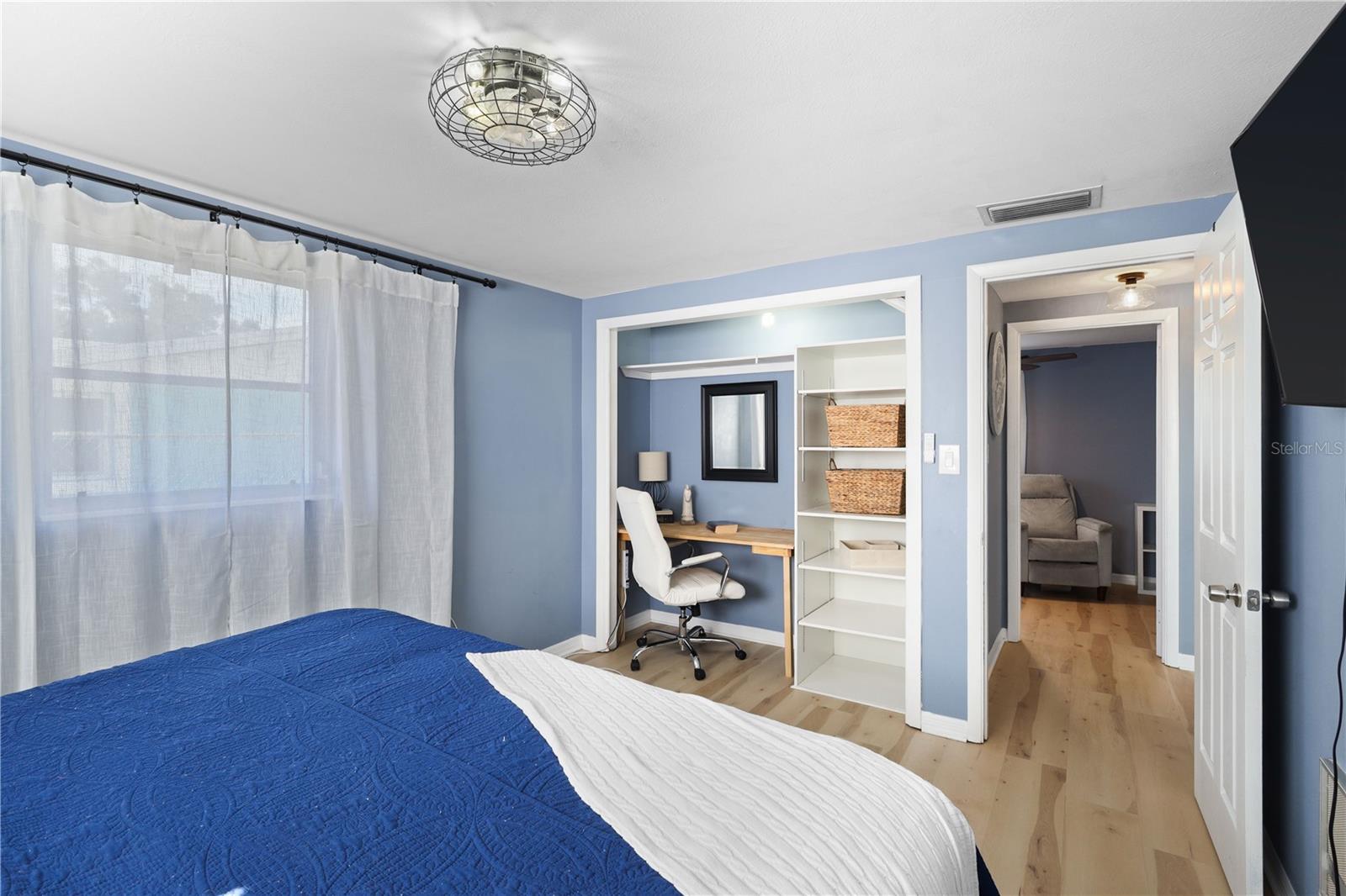 Image 19 of 30 For 180 Horton Avenue