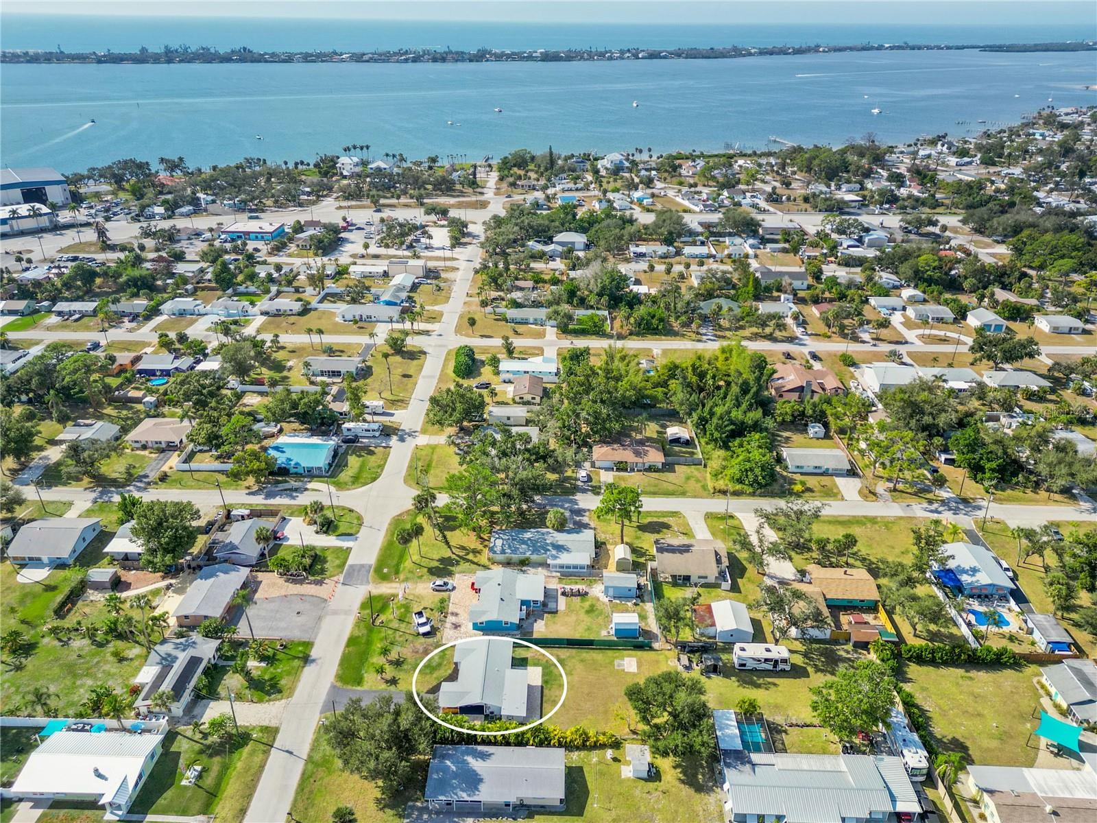 Image 26 of 30 For 180 Horton Avenue