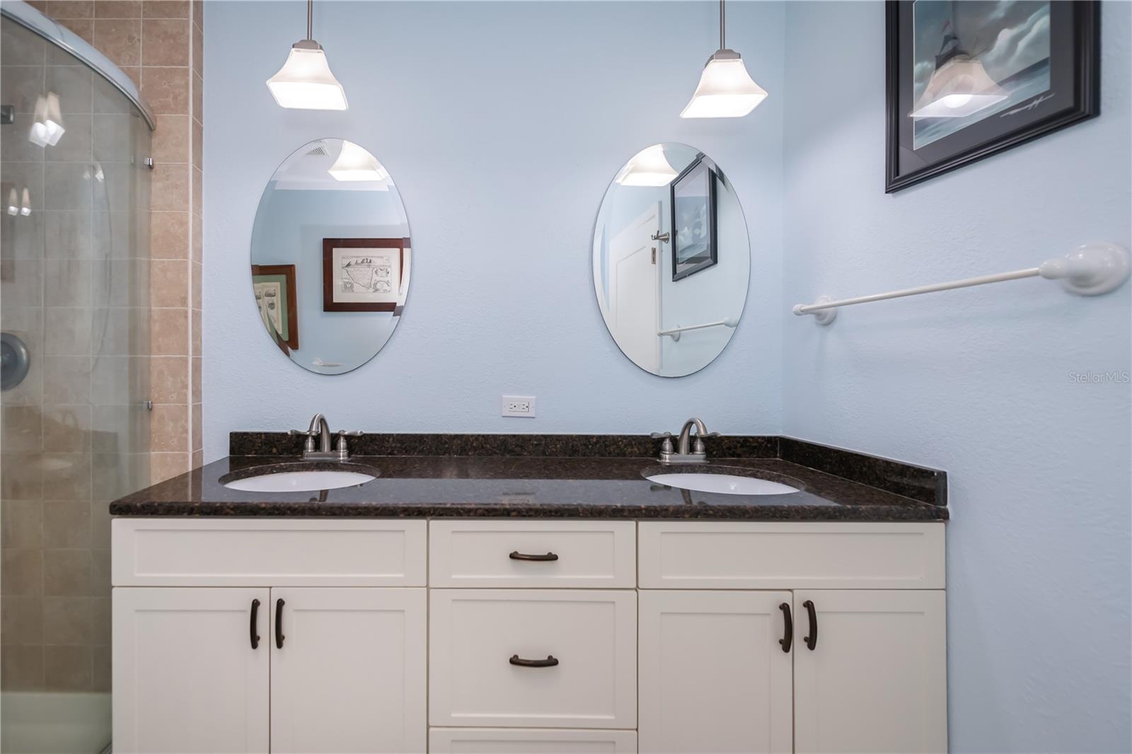 Image 29 of 72 For 730 Treasure Road