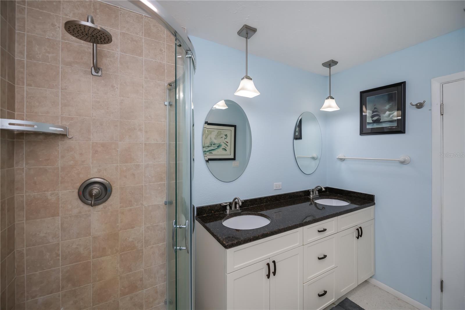 Image 30 of 72 For 730 Treasure Road