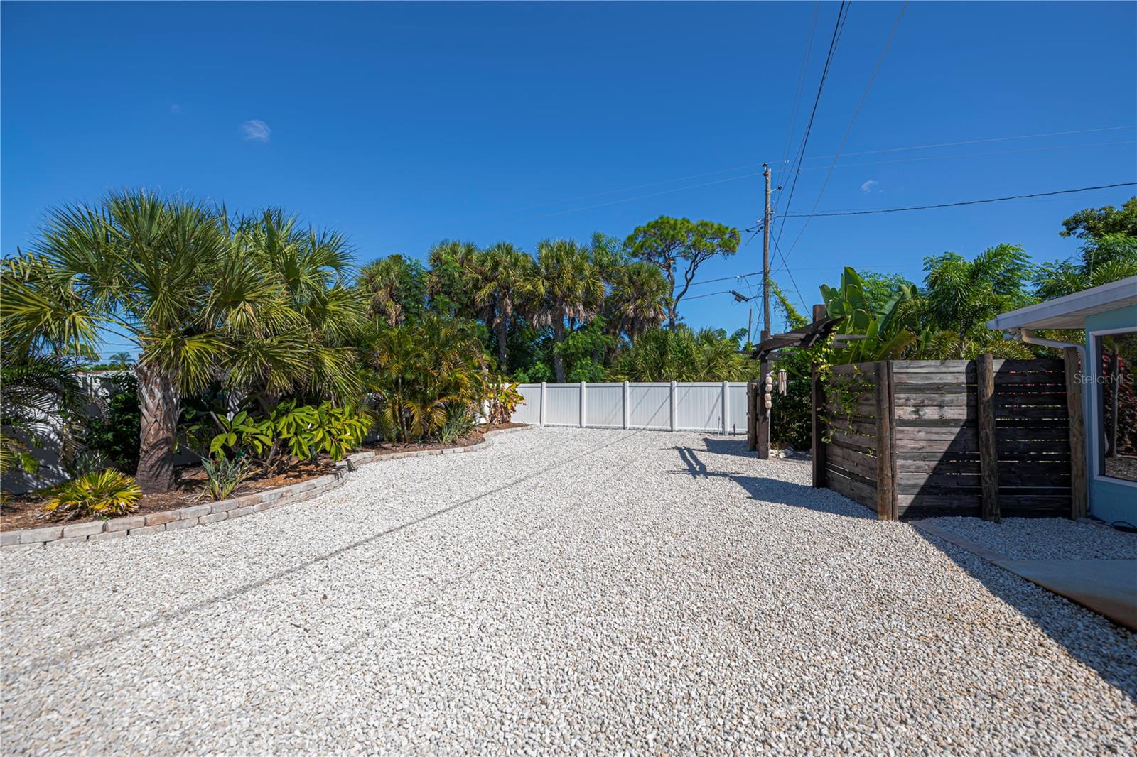 Image 57 of 72 For 730 Treasure Road